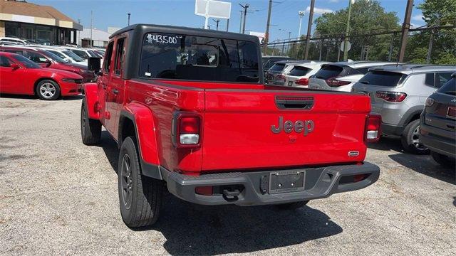 used 2023 Jeep Gladiator car, priced at $36,600