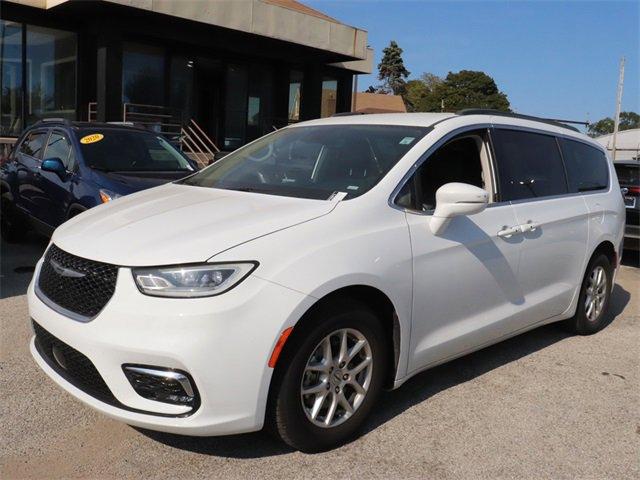 used 2022 Chrysler Pacifica car, priced at $22,000