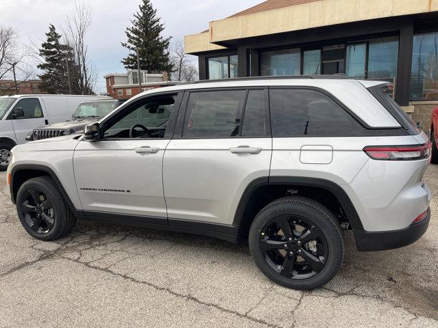 new 2025 Jeep Grand Cherokee car, priced at $42,500