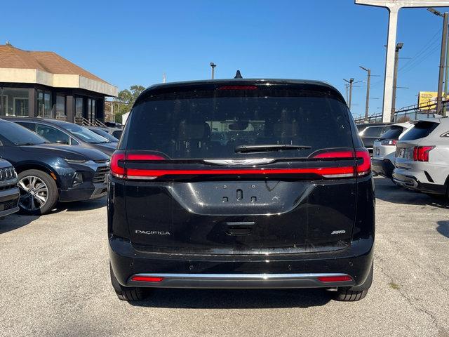 new 2025 Chrysler Pacifica car, priced at $44,100