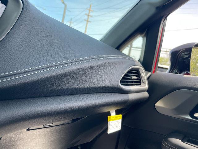 new 2025 Chrysler Pacifica car