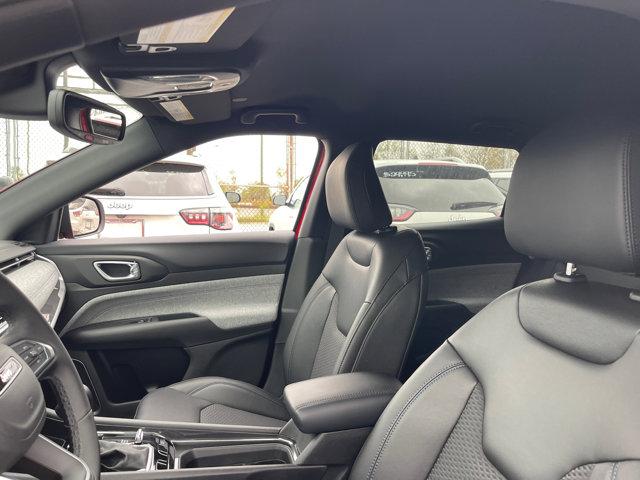 new 2025 Jeep Compass car, priced at $30,600