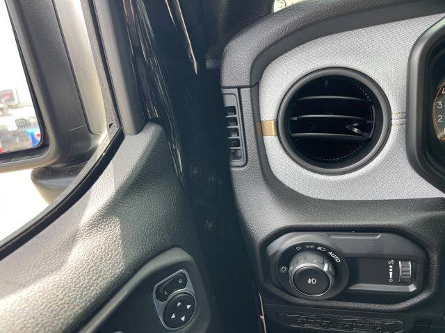 new 2025 Jeep Wrangler car