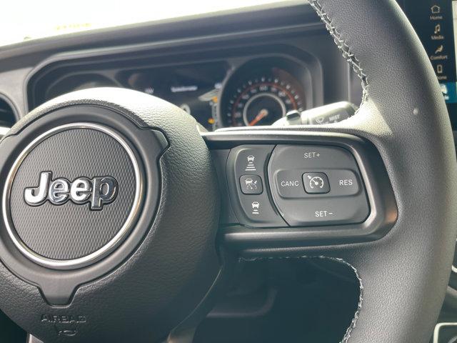 new 2025 Jeep Wrangler car