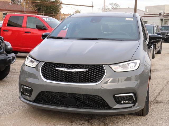 new 2025 Chrysler Pacifica car, priced at $41,000