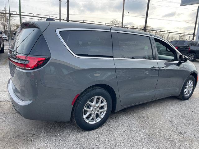 new 2025 Chrysler Pacifica car, priced at $41,000