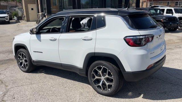 new 2024 Jeep Compass car, priced at $34,000