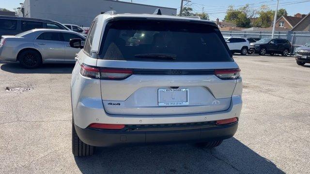 new 2025 Jeep Grand Cherokee car, priced at $43,850
