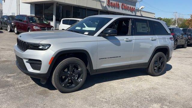 new 2025 Jeep Grand Cherokee car, priced at $43,850