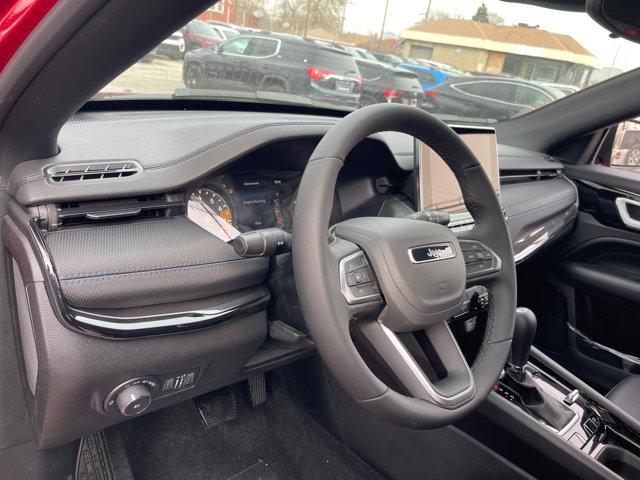 new 2025 Jeep Compass car, priced at $28,500