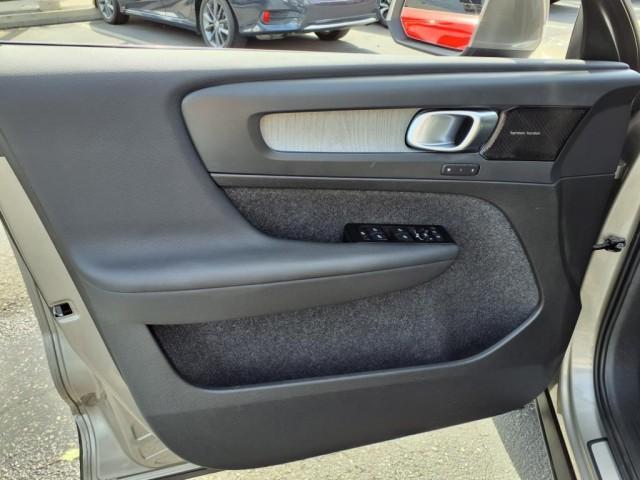 used 2022 Volvo XC40 car, priced at $32,788