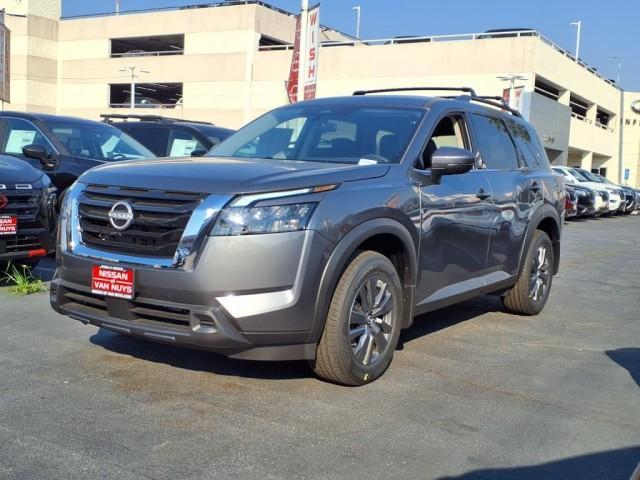 new 2025 Nissan Pathfinder car, priced at $42,445