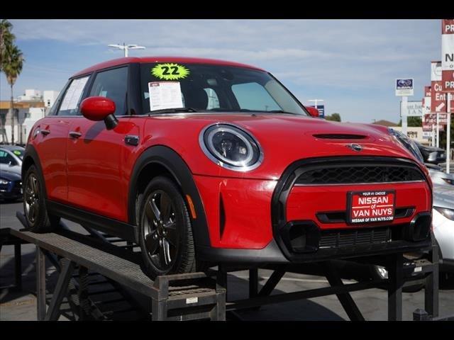 used 2022 MINI Hardtop car, priced at $25,988