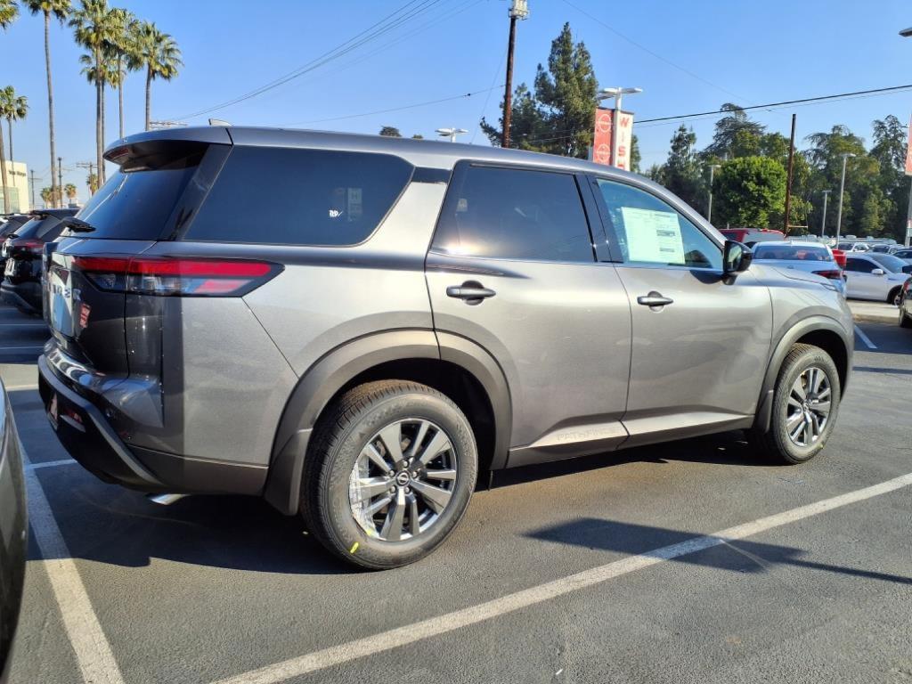 new 2025 Nissan Pathfinder car, priced at $38,718
