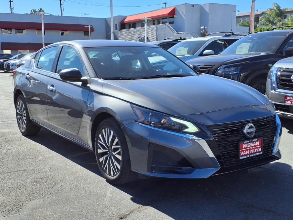 new 2025 Nissan Altima car, priced at $28,669