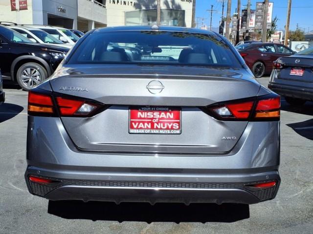 new 2025 Nissan Altima car, priced at $28,669