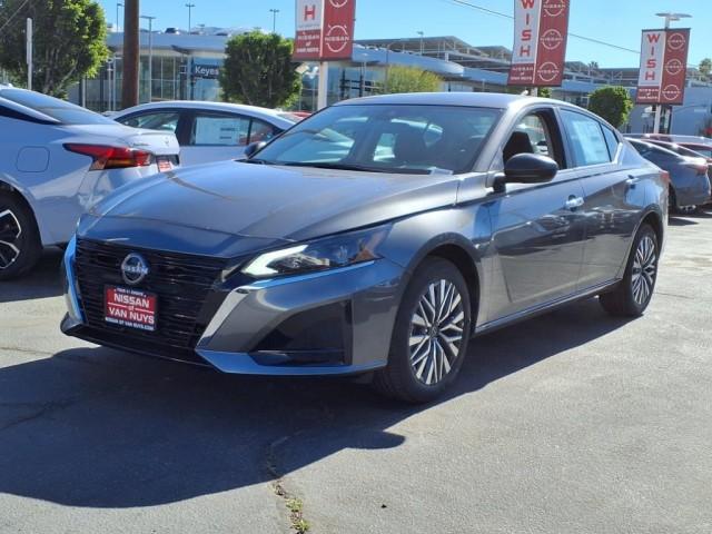 new 2025 Nissan Altima car, priced at $28,669