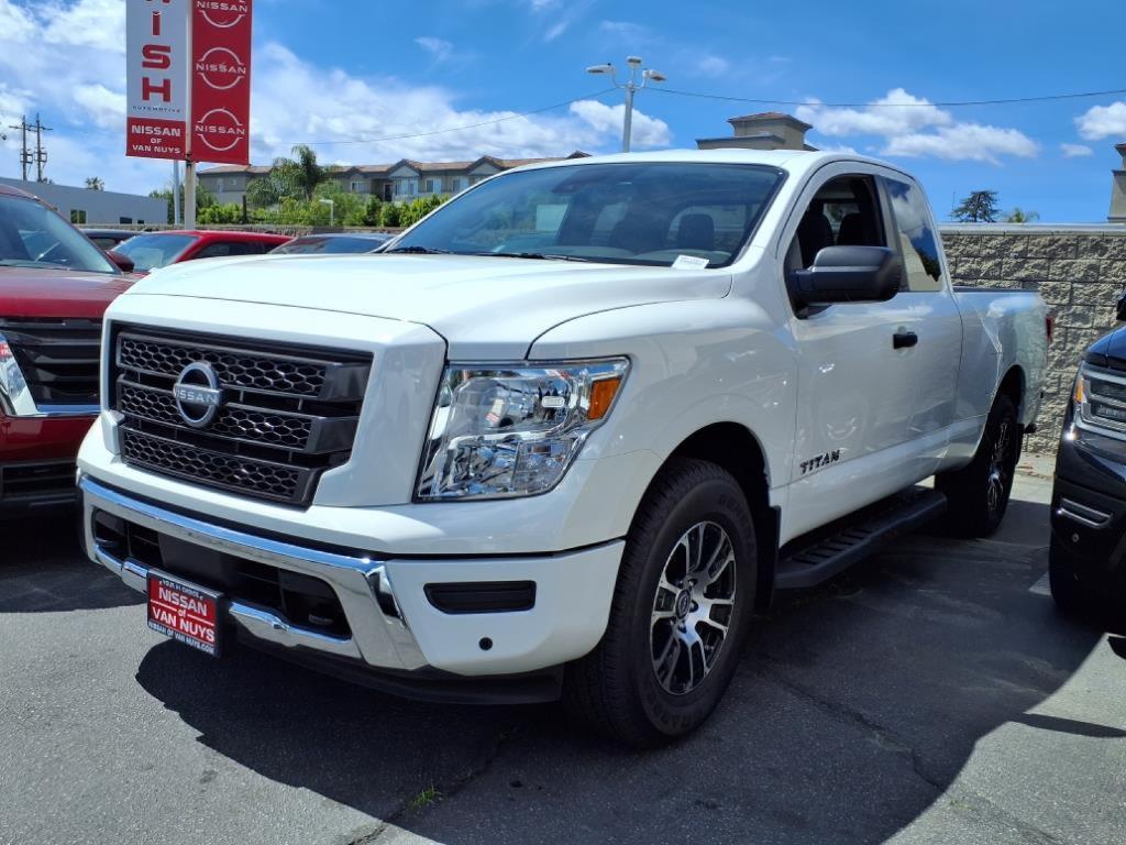 new 2024 Nissan Titan car, priced at $49,995