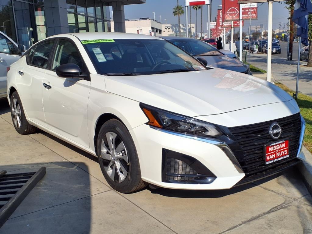 new 2025 Nissan Altima car, priced at $26,995