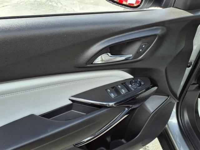 used 2025 Chevrolet Trax car, priced at $24,988