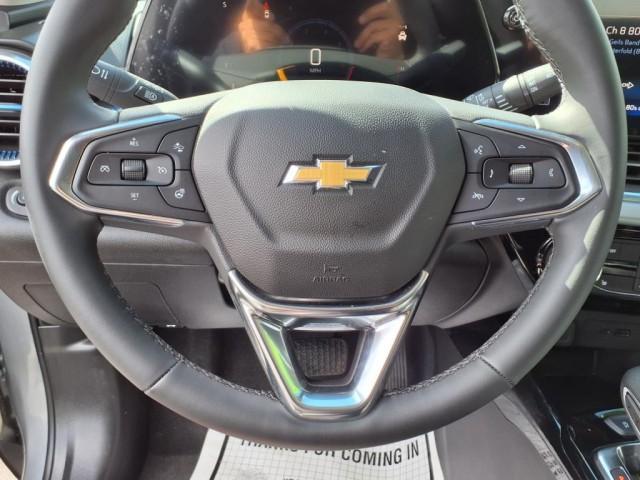 used 2025 Chevrolet Trax car, priced at $24,988