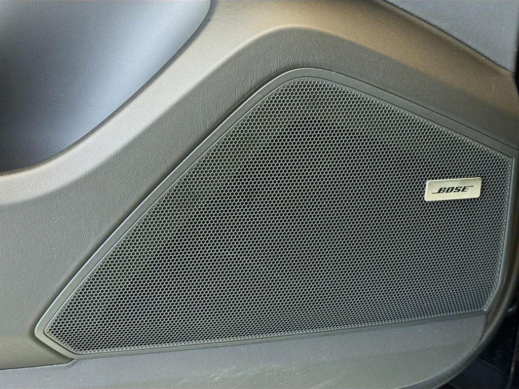 new 2025 Porsche Cayenne car, priced at $119,285