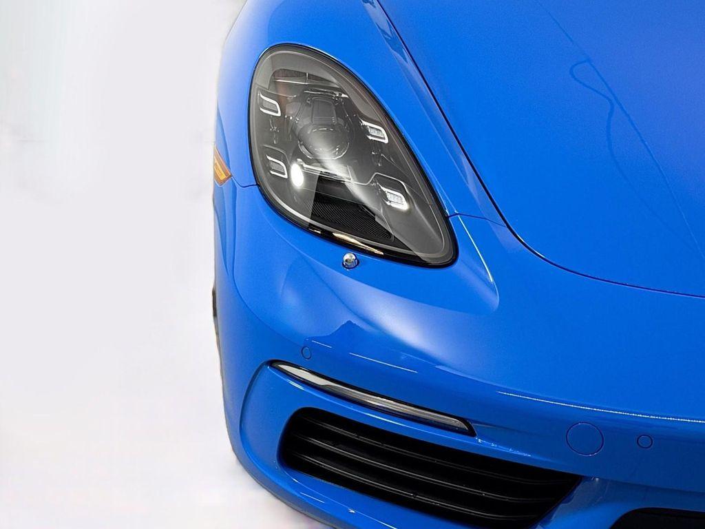 new 2025 Porsche 718 Boxster car, priced at $98,585