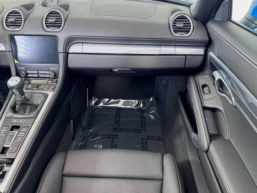new 2025 Porsche 718 Boxster car, priced at $98,585