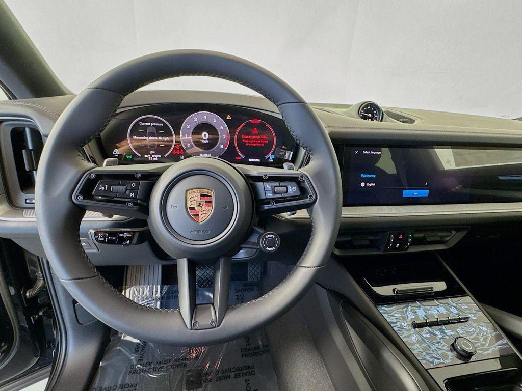 new 2025 Porsche Cayenne car, priced at $112,345