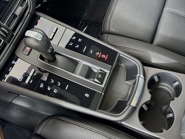 used 2024 Porsche Macan car