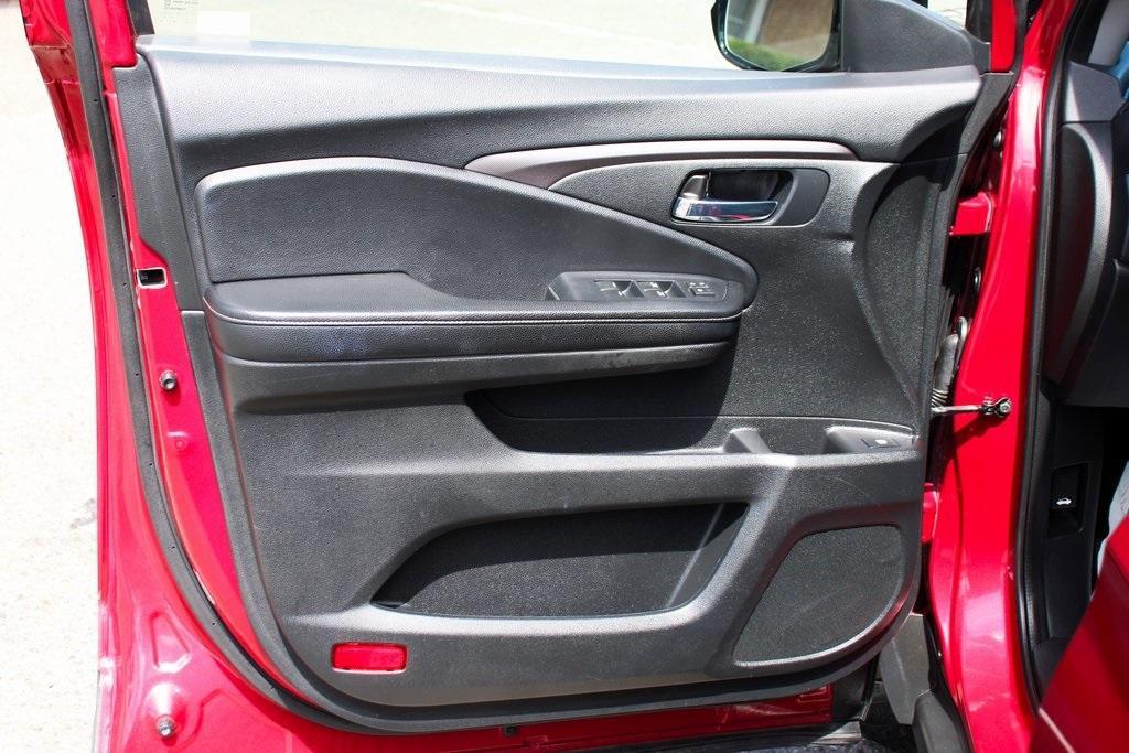 used 2021 Honda Ridgeline car, priced at $27,995