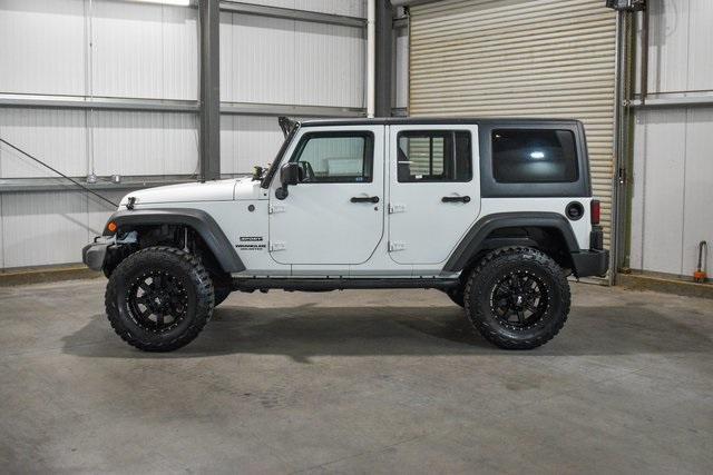 used 2015 Jeep Wrangler Unlimited car, priced at $20,995