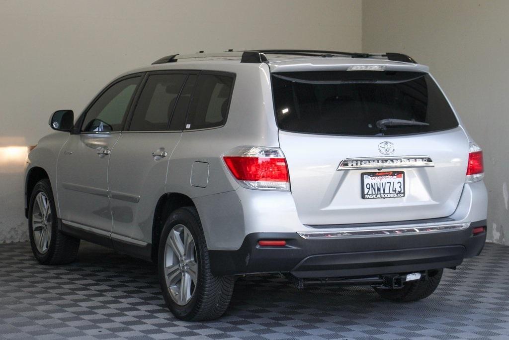 used 2013 Toyota Highlander car, priced at $16,995