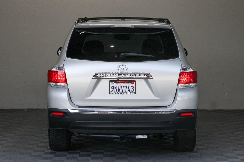 used 2013 Toyota Highlander car, priced at $16,995