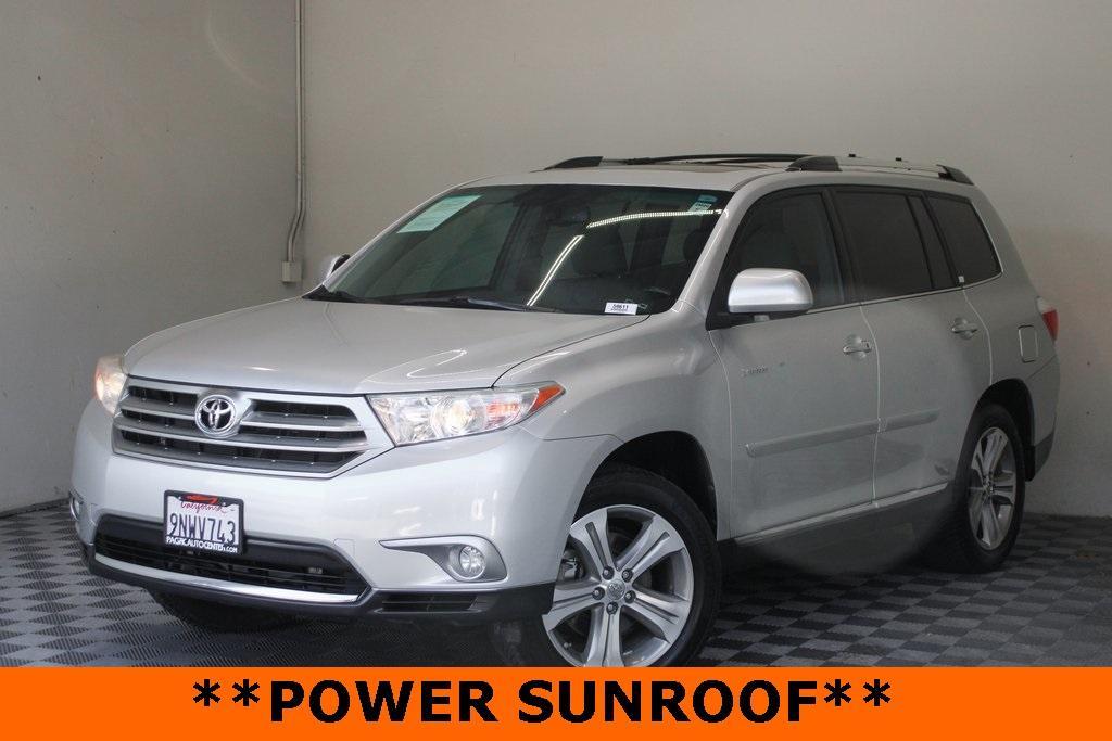 used 2013 Toyota Highlander car, priced at $16,995