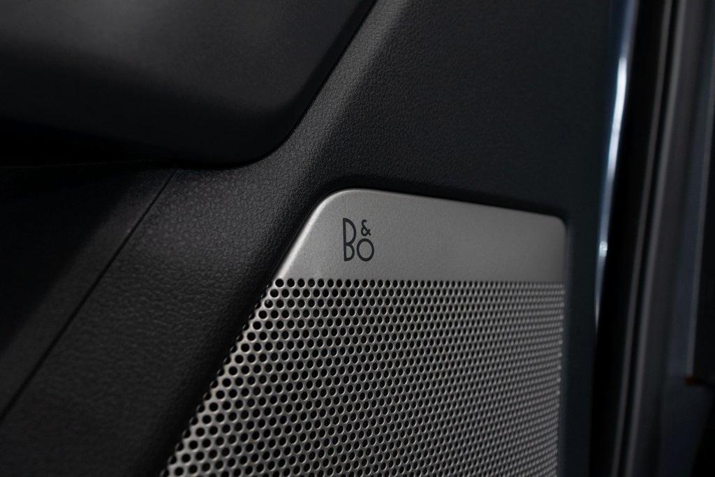 used 2021 Ford F-150 car, priced at $39,995