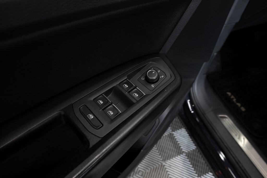 used 2018 Volkswagen Atlas car, priced at $19,995