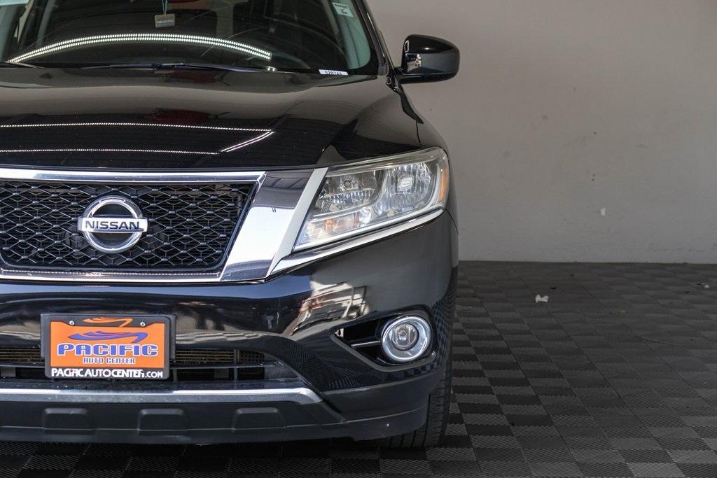 used 2015 Nissan Pathfinder car, priced at $9,995