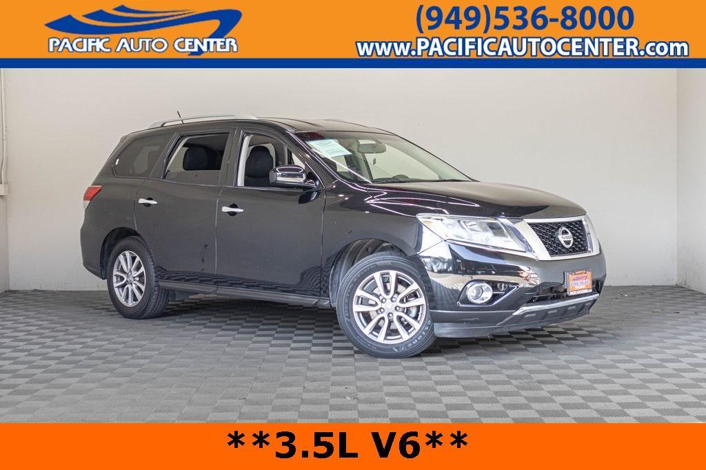 used 2015 Nissan Pathfinder car, priced at $9,995