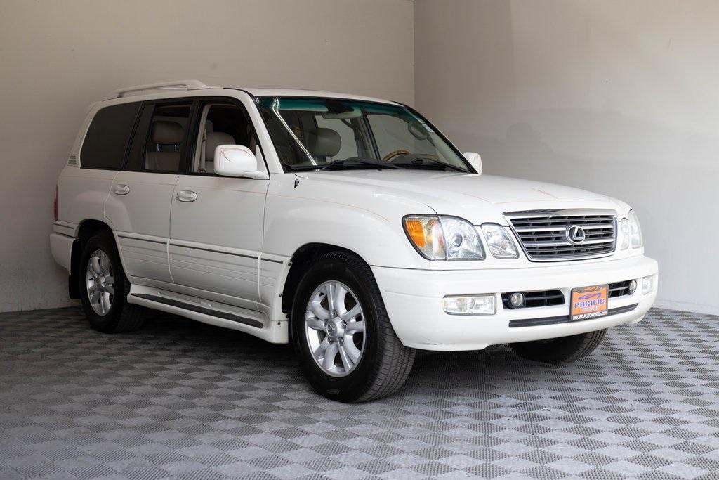 used 2005 Lexus LX 470 car, priced at $23,995