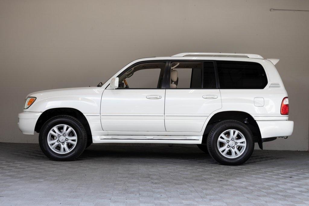 used 2005 Lexus LX 470 car, priced at $23,995