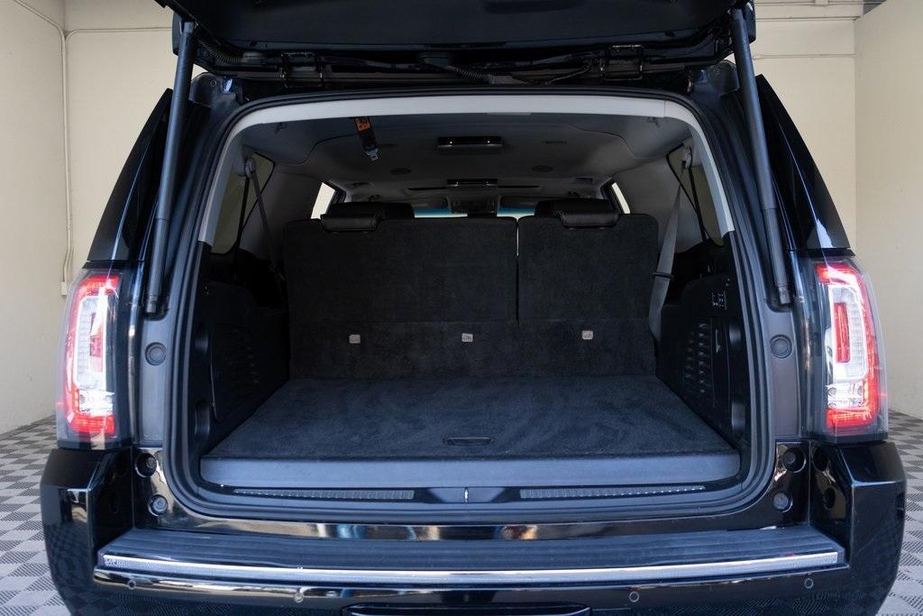 used 2018 GMC Yukon XL car