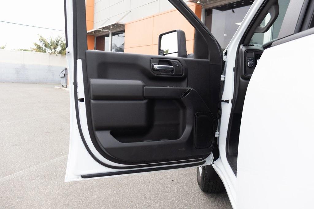 used 2024 Chevrolet Silverado 2500 car, priced at $55,995