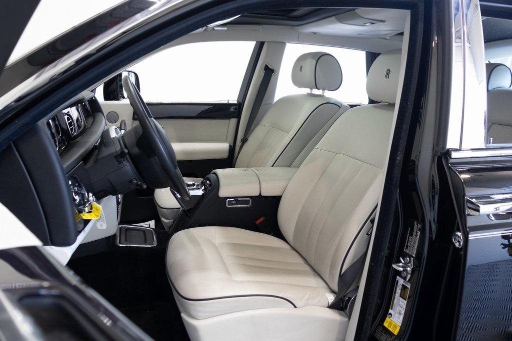 used 2016 Rolls-Royce Phantom car, priced at $169,995