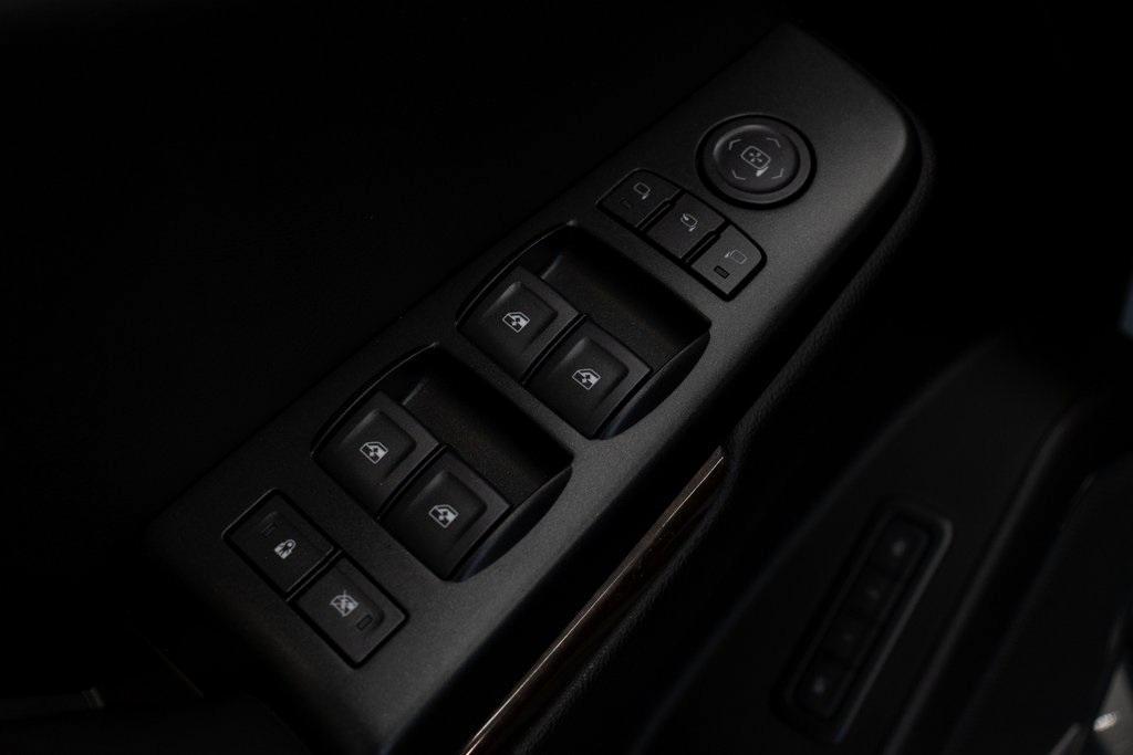 used 2019 GMC Yukon XL car, priced at $26,995