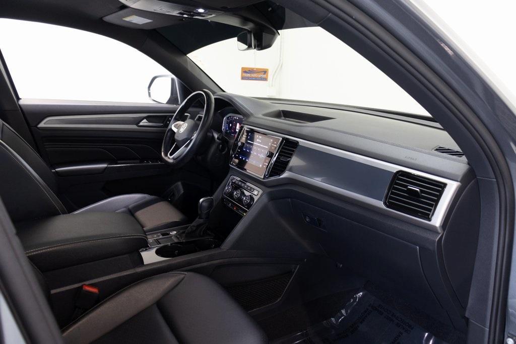 used 2020 Volkswagen Atlas Cross Sport car, priced at $19,995