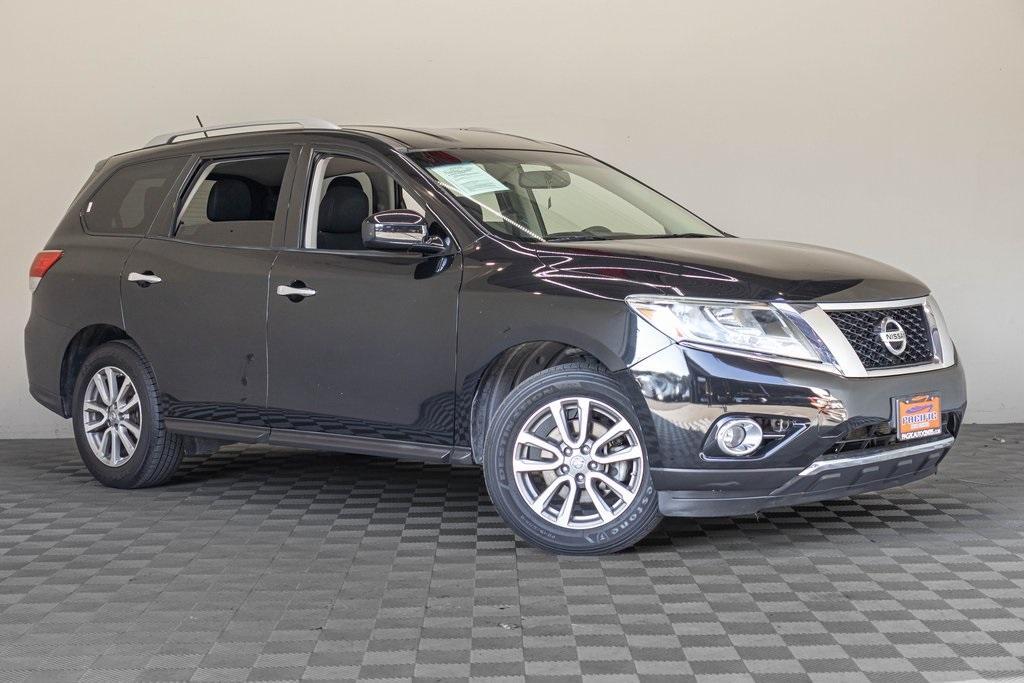 used 2015 Nissan Pathfinder car, priced at $8,995