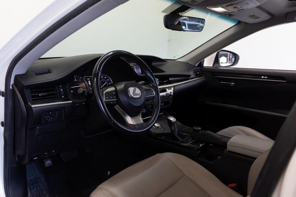 used 2016 Lexus ES 350 car