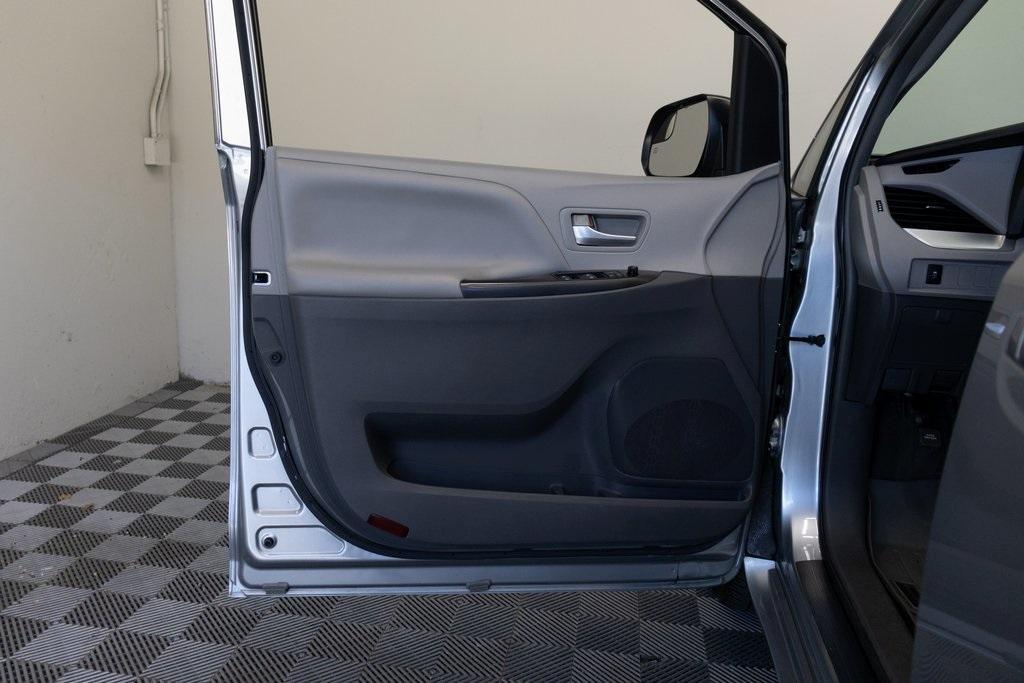 used 2015 Toyota Sienna car, priced at $13,995
