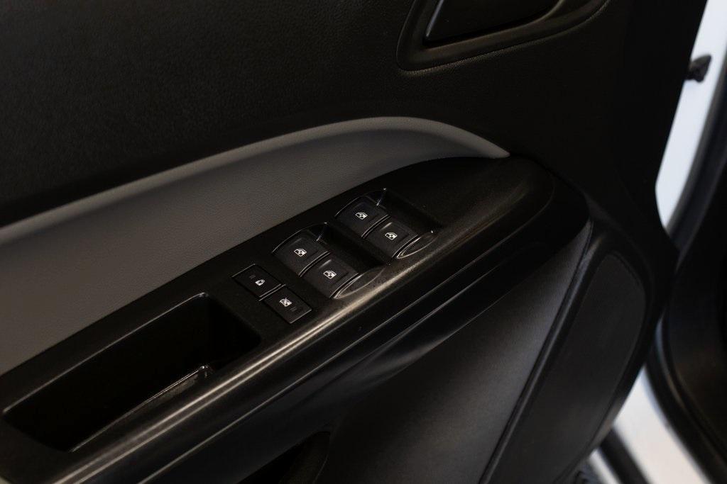 used 2022 Chevrolet Colorado car, priced at $22,995